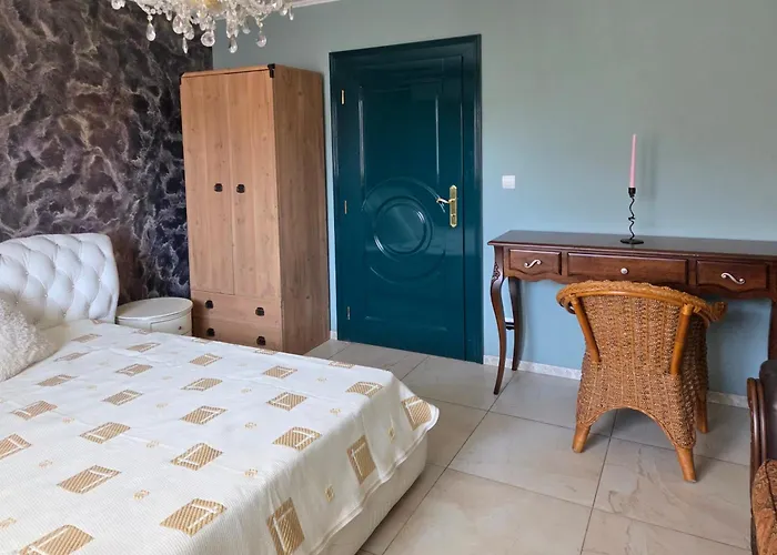 R Limoli Cozy 別荘 Trávnica